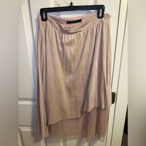 Zara pink suede pleated skirt